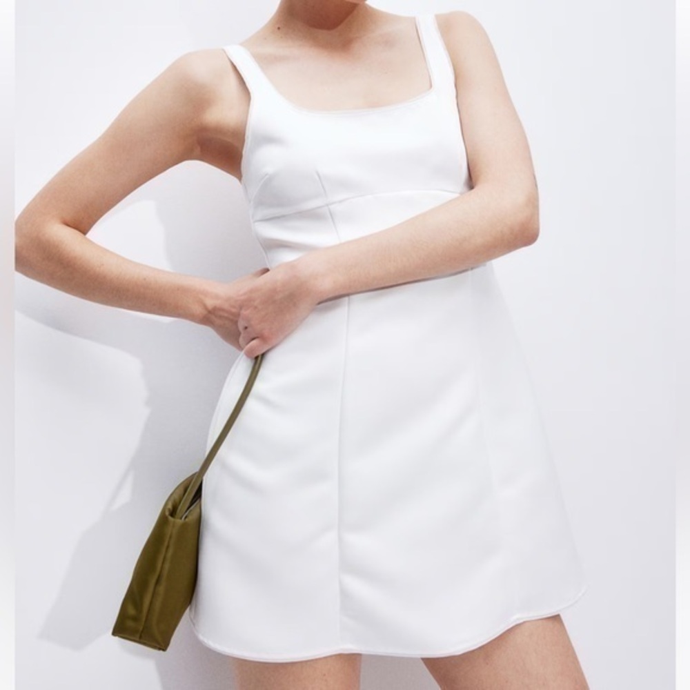 White mini Dress